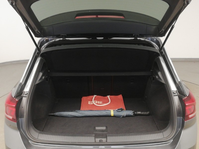 Used Volkswagen T-Roc 2019 for sale - 76187698: Photo 8