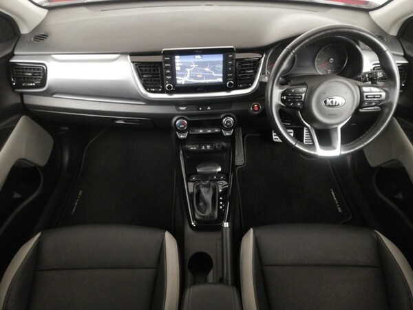 Used Kia Stonic 2020 for sale - 75576957: Photo 2