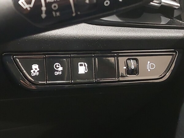 Used Kia Niro 2023 for sale - 76140970: Photo 17