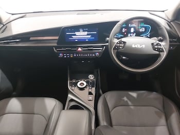 Used Kia Niro 2023 for sale - 76140970: Photo 2