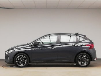 Used Hyundai i20 2023 for sale - 77908214: Photo