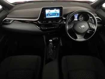 Used Toyota C-HR 2022 for sale - 76199393: Photo