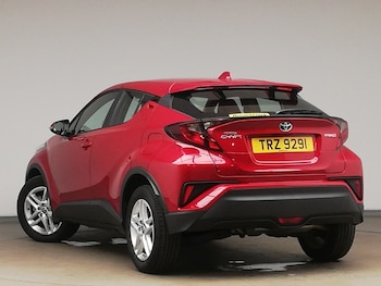 Used Toyota C-HR 2022 for sale - 76199393: Photo