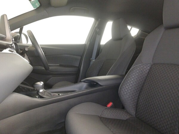 Used Toyota C-HR 2022 for sale - 76199393: Photo 5