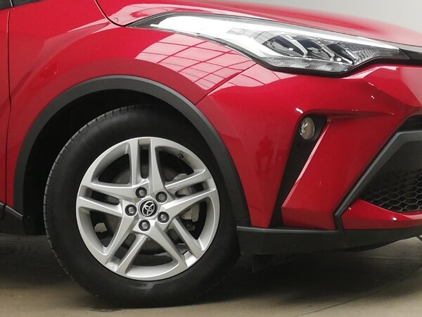 Used Toyota C-HR 2022 for sale - 76199393: Photo 9
