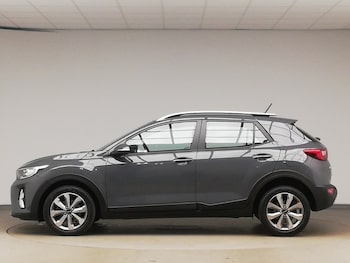 Used Kia Stonic 2022 for sale - 76120860: Photo 4