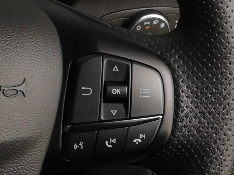 Used Ford Focus 2023 for sale - 76893780: Photo 19