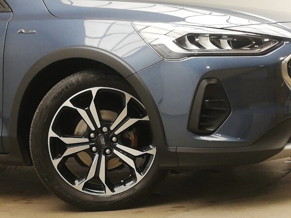 Used Ford Focus 2022 for sale - 76058779: Photo 9