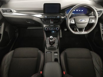 Used Ford Focus 2021 for sale - 77922302: Photo