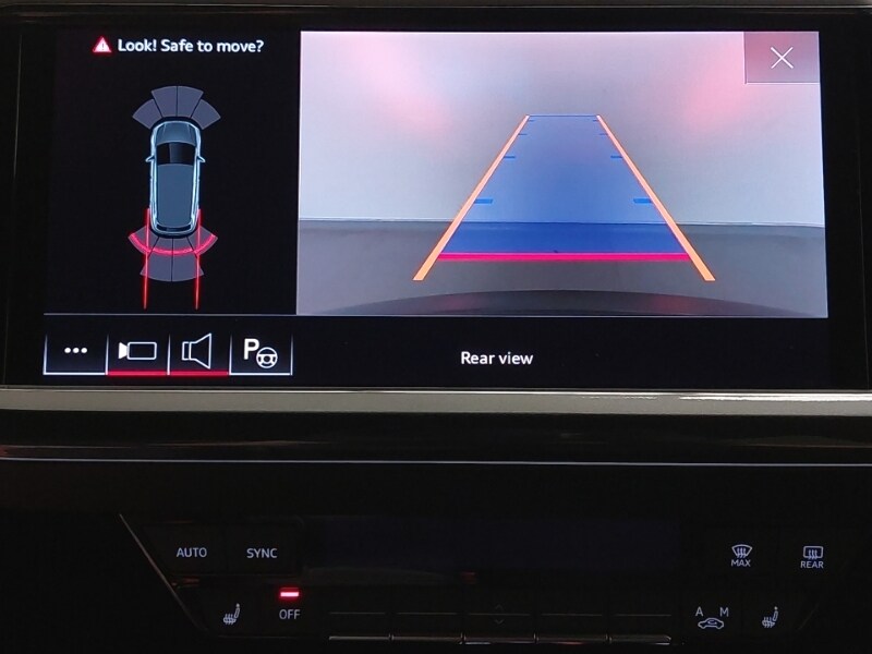 Used Audi Q4 e-tron 2022 for sale - 78178761: Photo 11