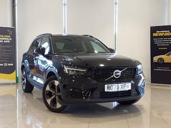 Used Volvo XC40 2025 for sale - 79694390: Photo