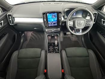 Used Volvo XC40 2025 for sale - 79694390: Photo