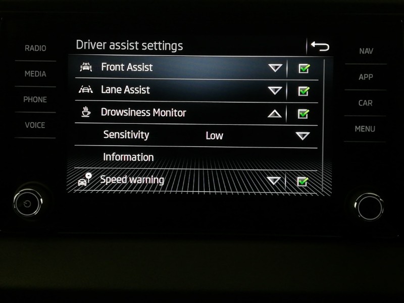 Used Skoda Karoq 2024 for sale - 76331752: Photo 15