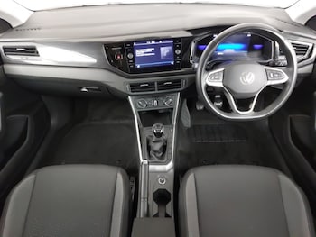 Used Volkswagen Polo 2023 for sale - 78318012: Photo