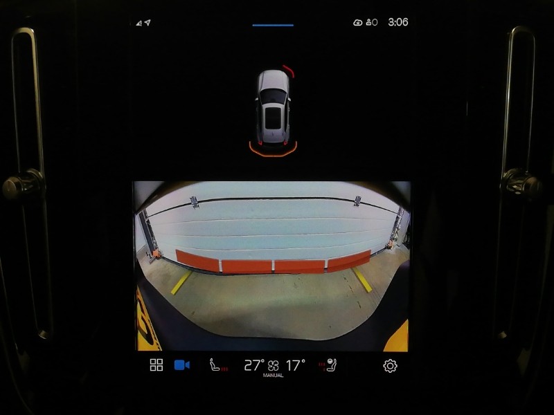 Used Volvo XC40 2023 for sale - 77330010: Photo 11