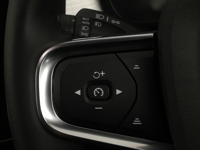 Used Volvo XC40 2023 for sale - 77330010: Photo 18