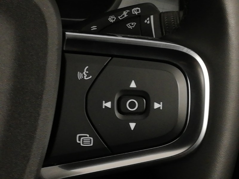 Used Volvo XC40 2023 for sale - 77330010: Photo 19