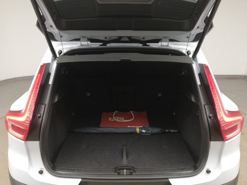 Used Volvo XC40 2023 for sale - 77330010: Photo 8