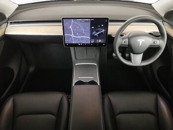 Used Tesla Model Y 2022 for sale - 77433005: Photo