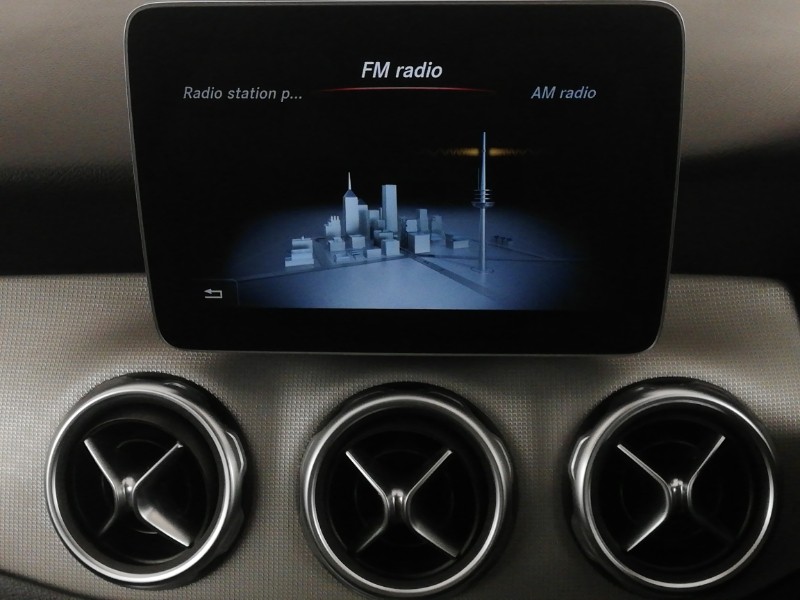 Used Mercedes-Benz GLA 2019 for sale - 77947798: Photo 12