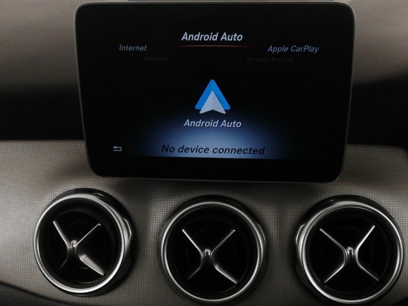 Used Mercedes-Benz GLA 2019 for sale - 77947798: Photo 18