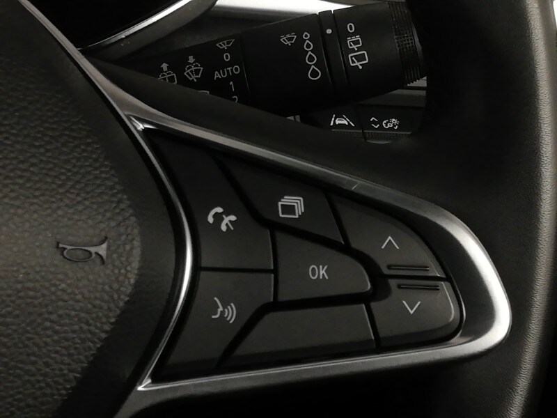 Used Renault Captur 2023 for sale - 77832440: Photo 19