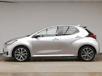 Used Toyota Yaris 2024 for sale - 77078588: Photo