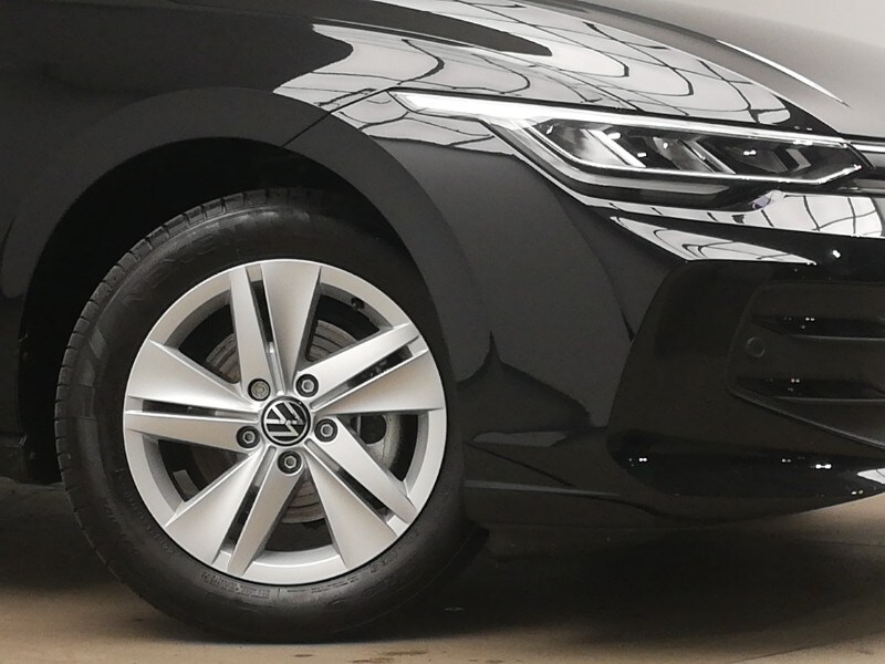 Used Volkswagen Golf 2024 for sale - 76907173: Photo 9