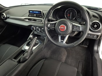 Used Fiat 124 Spider 2018 for sale - 78803618: Photo