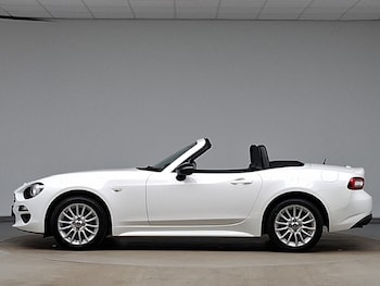 Used Fiat 124 Spider 2018 for sale - 78803618: Photo