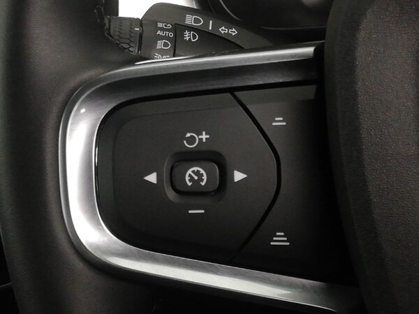 Used Volvo XC40 2024 for sale - 75714944: Photo 18