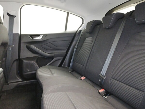 Used Ford Focus 2023 for sale - 74590188: Photo 6