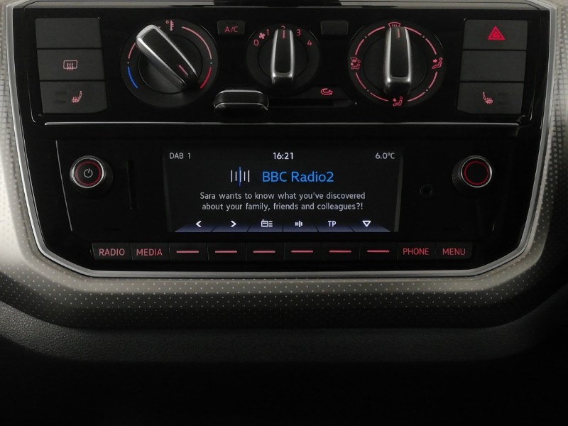 Used Volkswagen up! 2018 for sale - 77536598: Photo 11