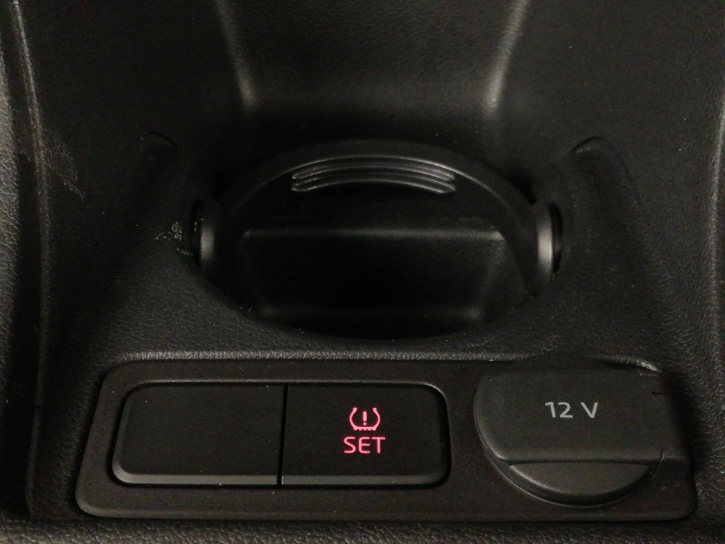 Used Volkswagen up! 2018 for sale - 77536598: Photo 16