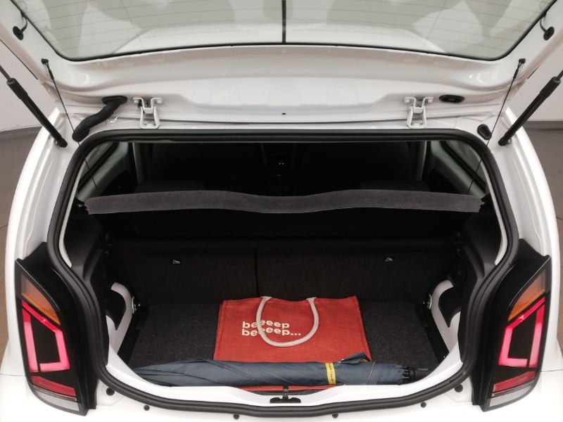 Used Volkswagen up! 2018 for sale - 77536598: Photo 8