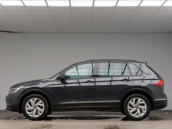 Used Volkswagen Tiguan 2023 for sale - 78511334: Photo