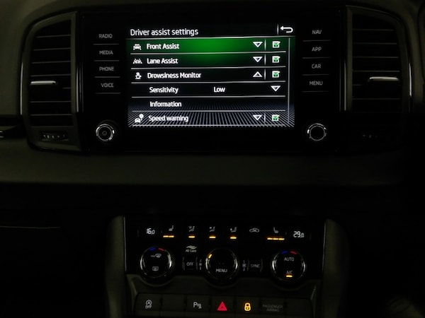 Used Skoda Karoq 2024 for sale - 76275673: Photo 16