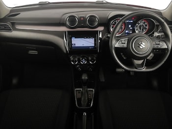 Used Suzuki Swift 2022 for sale - 75988800: Photo