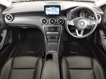 Used Mercedes-Benz A-Class 2016 for sale - 78595429: Photo