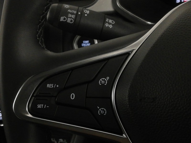 Used Renault Captur 2023 for sale - 76907219: Photo 18