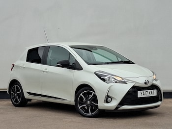 Used Toyota Yaris 2017 for sale - 75837310: Photo