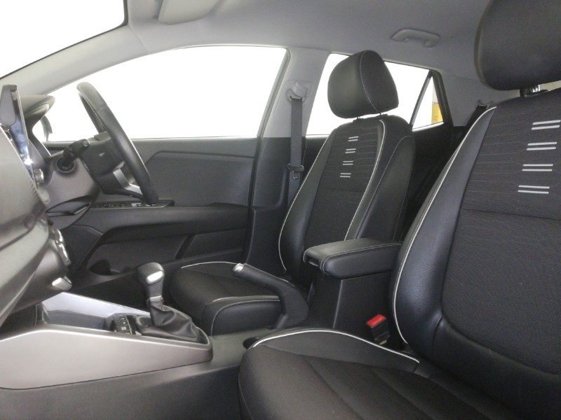 Used Kia Stonic 2022 for sale - 76643935: Photo 5