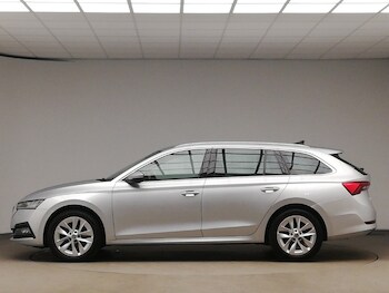 Used Skoda Octavia 2021 for sale - 76533545: Photo