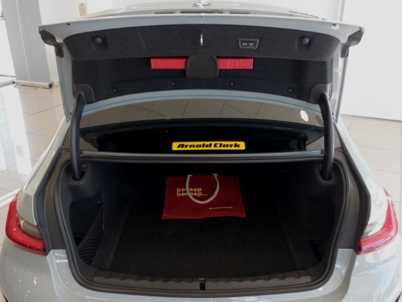 Used BMW 3 Series 2024 for sale - 77933349: Photo 8