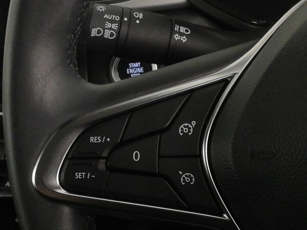 Used Renault Captur 2024 for sale - 76264685: Photo 18
