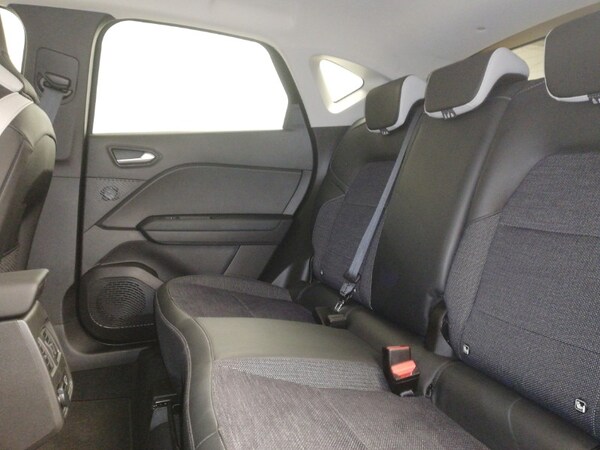 Used Renault Captur 2024 for sale - 76264685: Photo 6