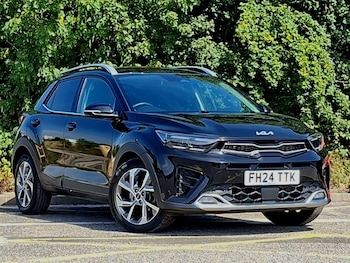 Used Kia Stonic 2024 for sale - 79477523: Photo
