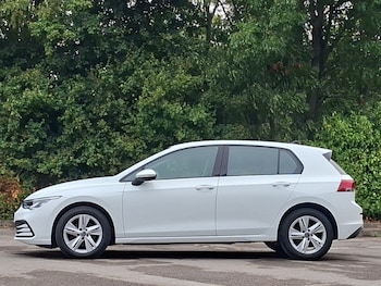 Used Volkswagen Golf 2023 for sale - 79555412: Photo