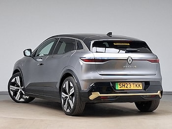 Used Renault Megane E Tech 2023 for sale - 79101215: Photo
