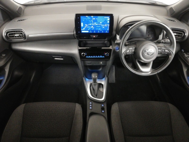 Used Toyota Yaris Cross 2023 for sale - 77491760: Photo 2